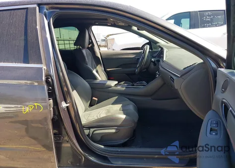 2022 Hyundai Sonata N Line z USA, uszkodzony, nr VIN 5NPEK4JC2NH148161